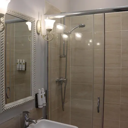 The Gateway מלון 4*