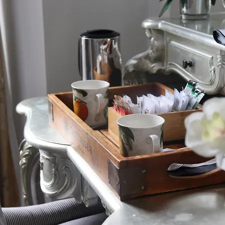 The Gateway קנדל