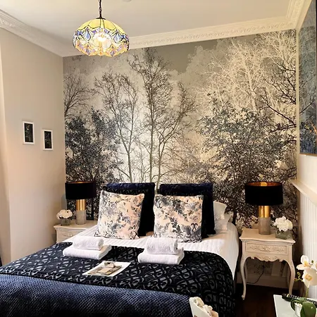 The Gateway Hotel 4*