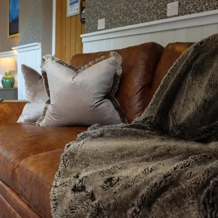 מלון The Gateway קנדל