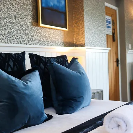 호텔 The Gateway 4*