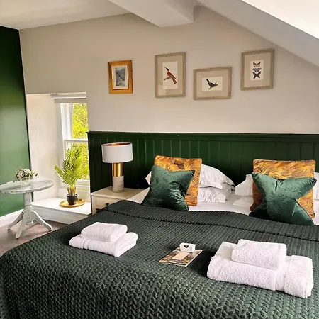 Hotel The Gateway 4*